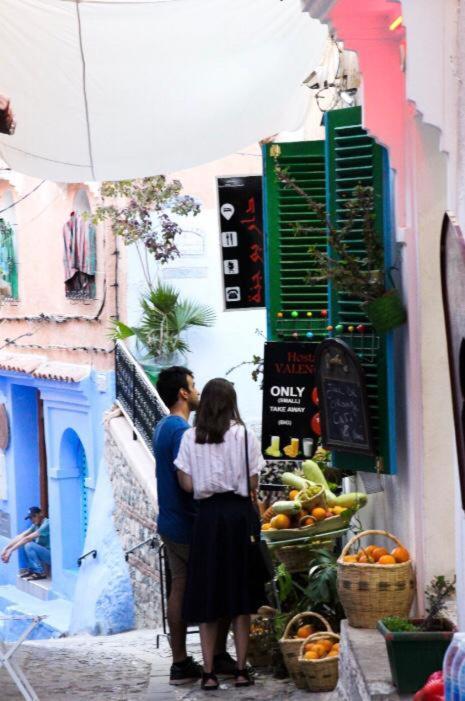 Hostal Valencia - Private Room With Bathroom شفشاون المظهر الخارجي الصورة
